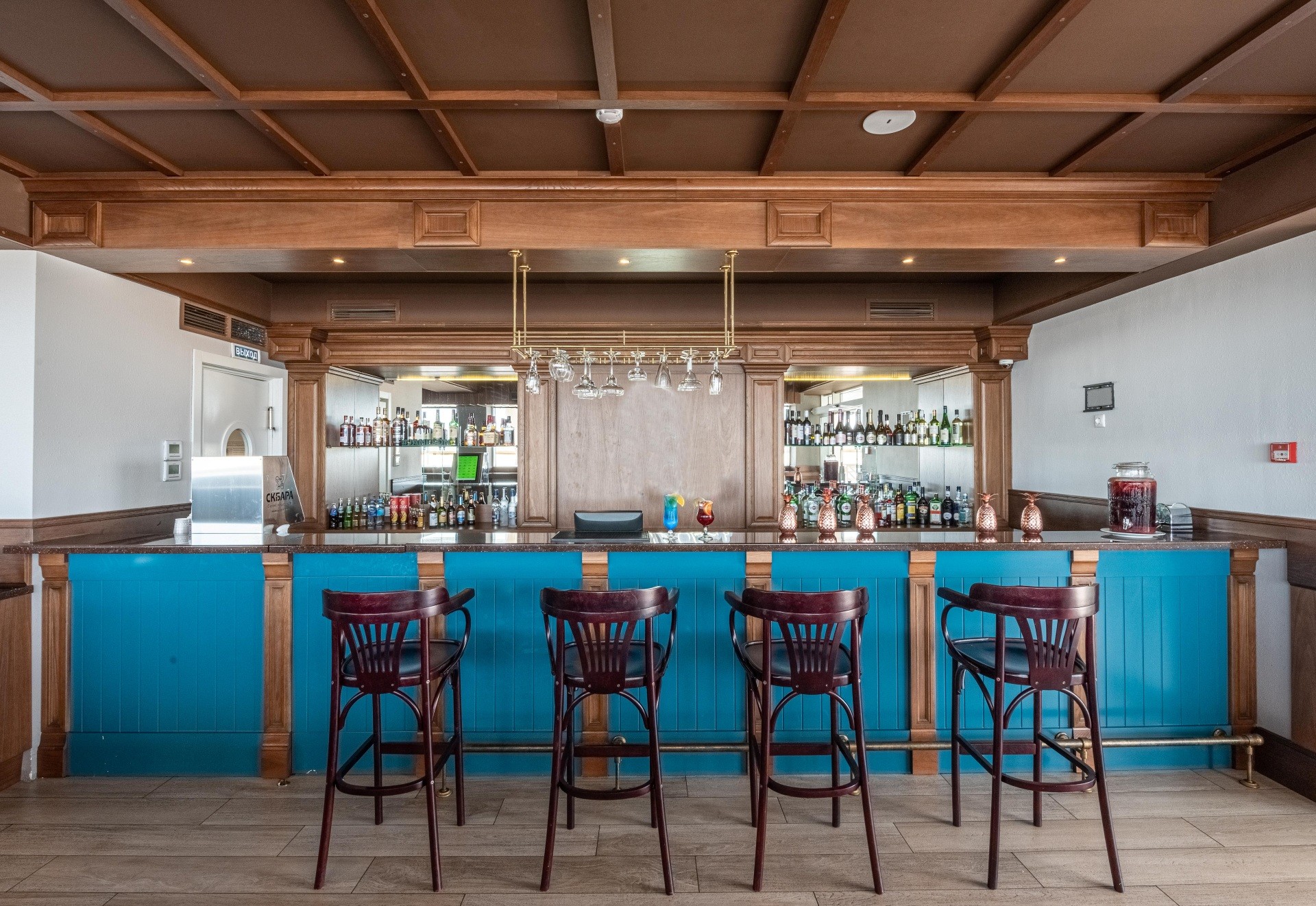 Коктейль бар